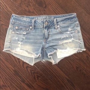 American Eagle stretch shorts. Never worn :)